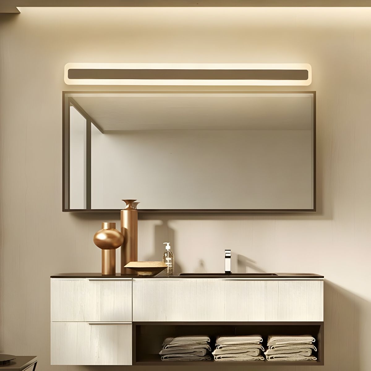 Espejo Baño con Luz LED en Metal Dorado, Espejo Iluminado de Pared Moderno para Baños, Diseño Elegante y Eficiencia Energética 1