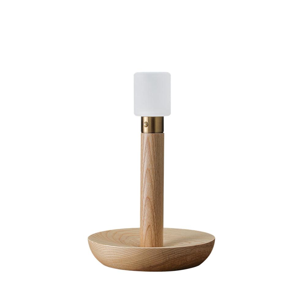 Lámpara de mesa recargable de madera Antora – vista principal