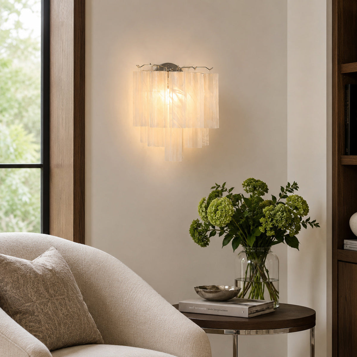 Aplique de pared de tubos de cristal Iriana en un interior luminoso – imagen 20