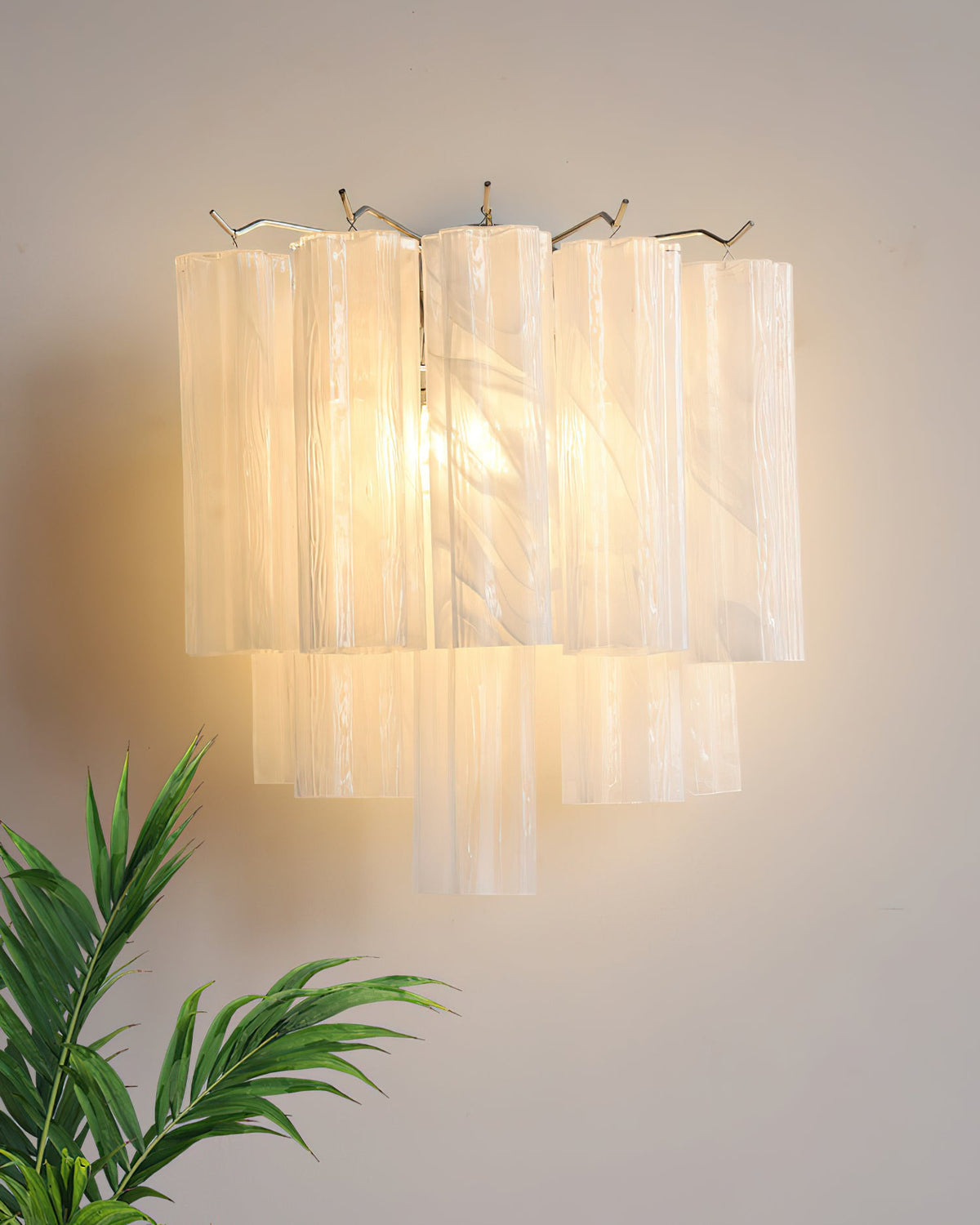 Aplique de pared de tubos de cristal Iriana en un interior luminoso – imagen 11