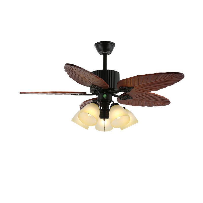 Ventilador de techo con luz Palmeral en un salón de estilo tropical – imagen 12