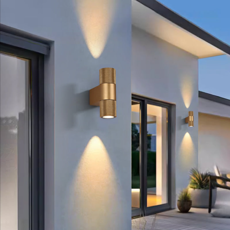 Aplique de pared exterior Nacira en una fachada – imagen 12