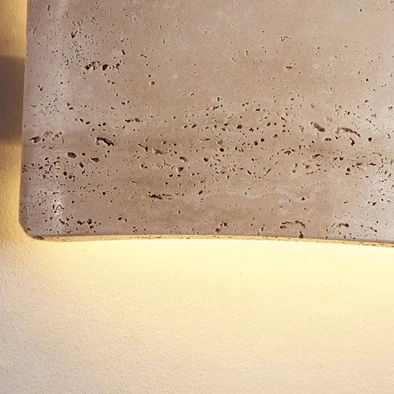 Aplique de pared exterior Xaroca de piedra natural – detalle de la textura de la piedra