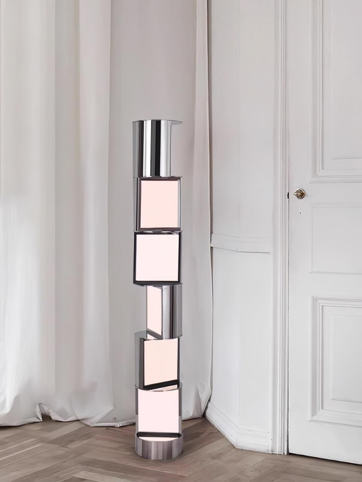 Lámpara de pie LED columna de acero y acrílico Gelara en un salón de diseño – imagen 4