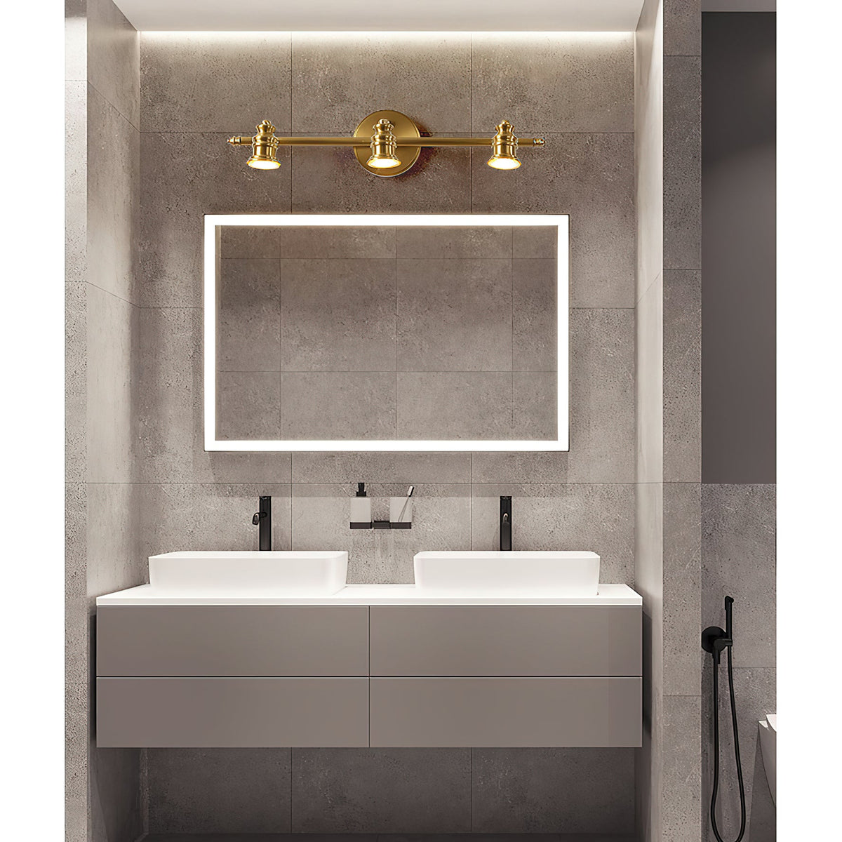 Aplique de pared de latón con focos Focira iluminando una pared – imagen 11