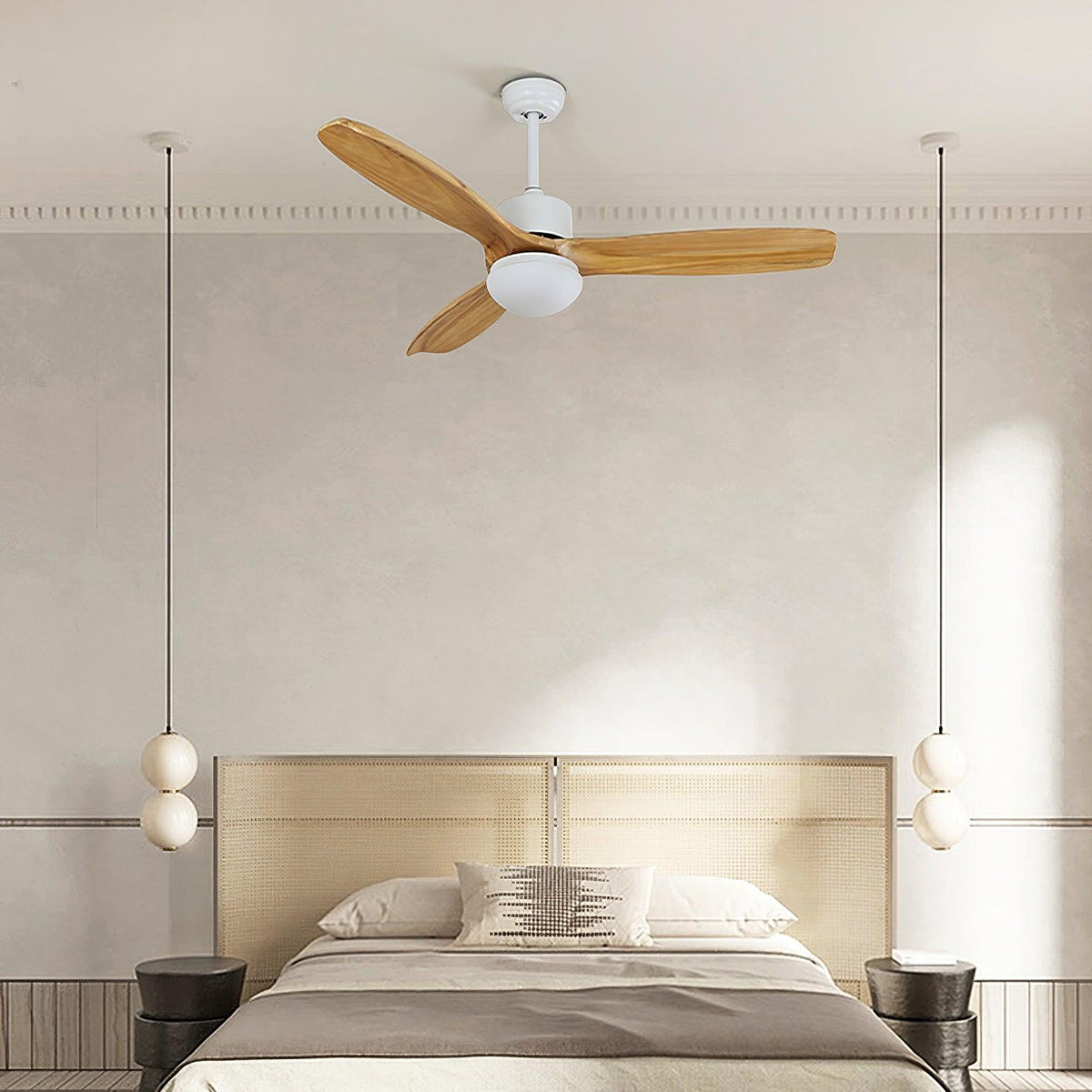 Ventilador de techo con luz Ribera en un dormitorio sereno – imagen 2