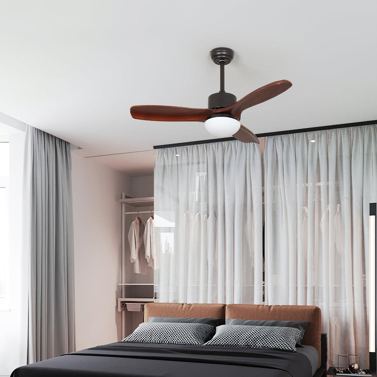 Ventilador de techo con luz Ribera en un dormitorio sereno – imagen 4
