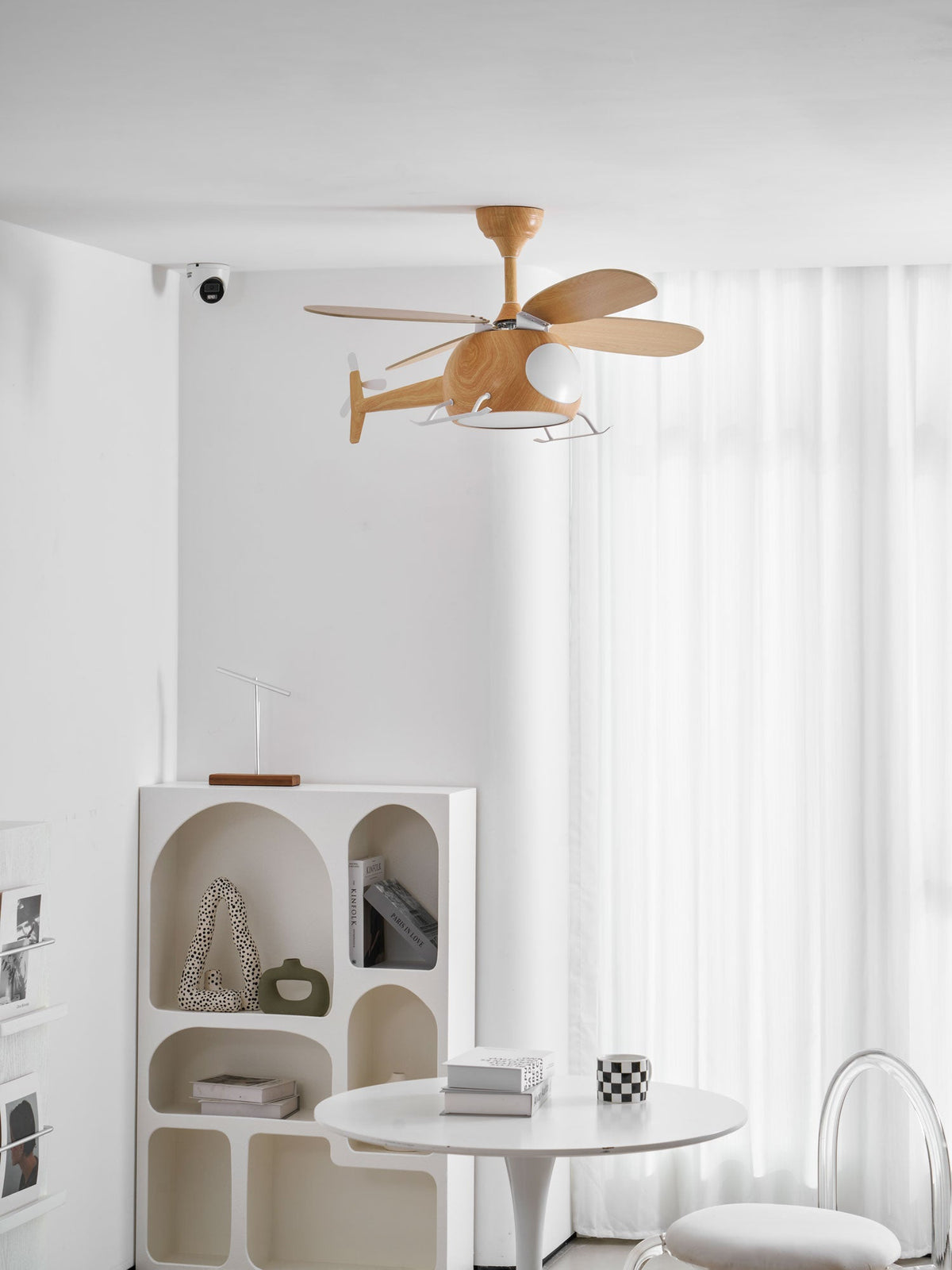 Ventilador de techo infantil con luz Vuelito en una habitación infantil – imagen 22