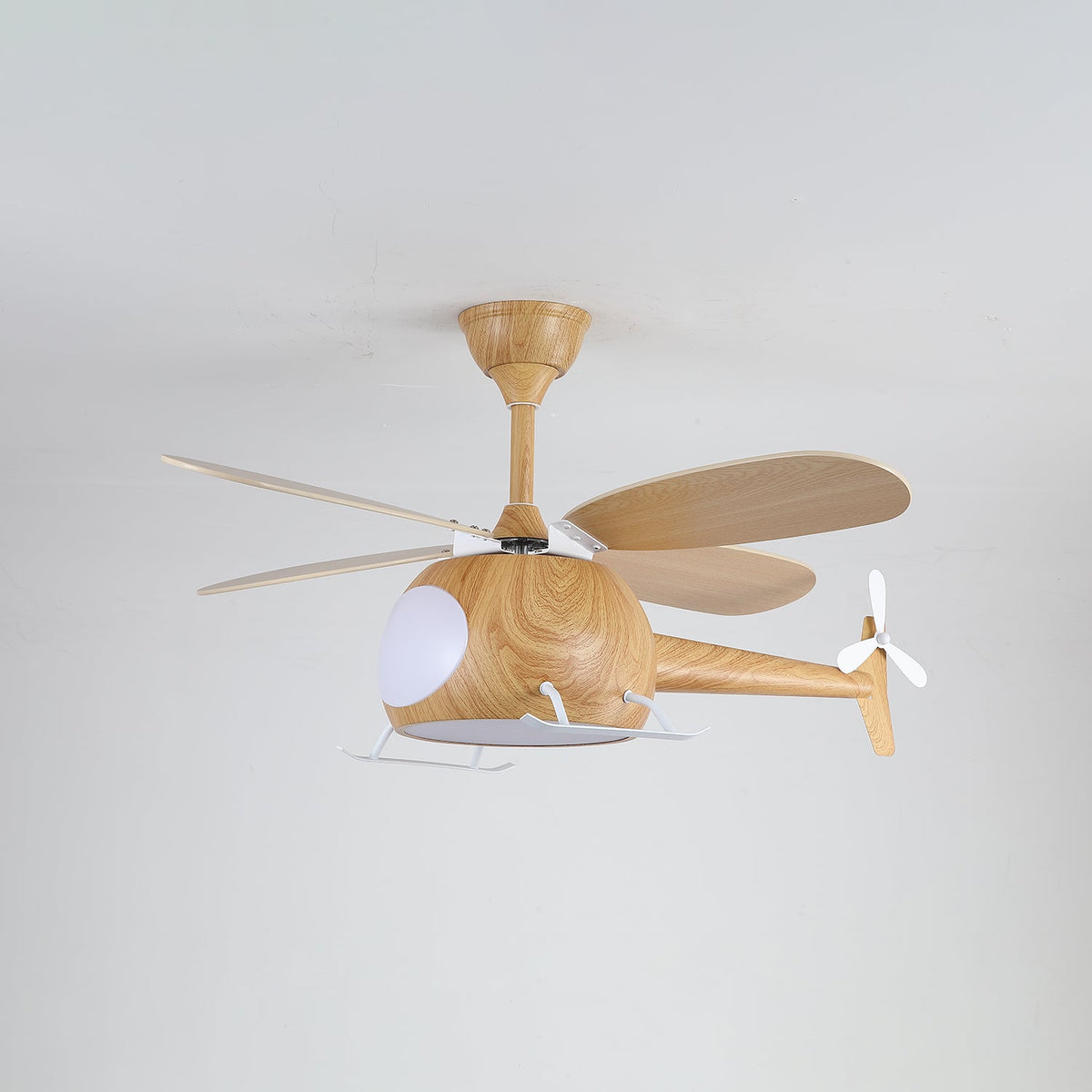 Ventilador de techo infantil con luz Vuelito en una habitación infantil – imagen 23