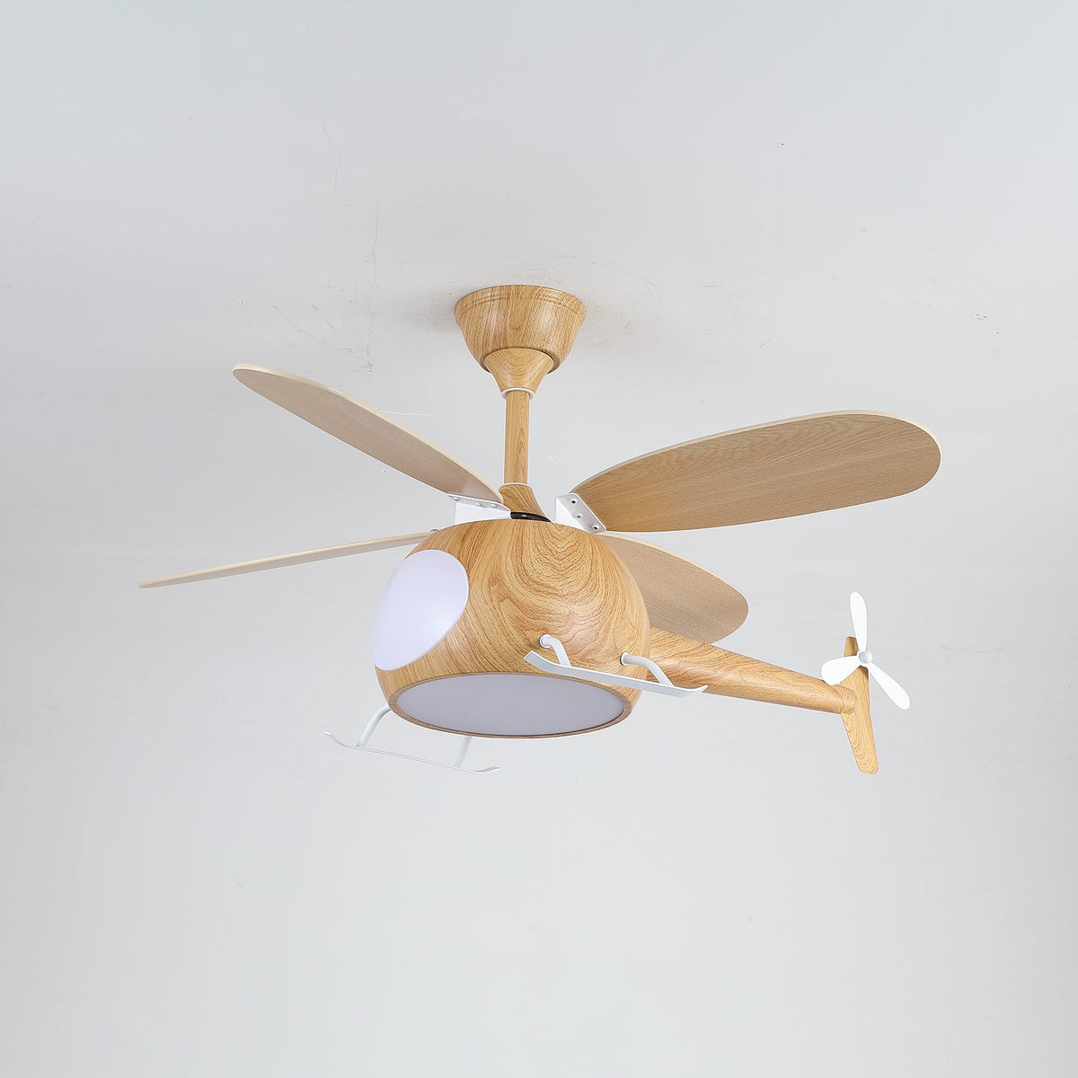 Ventilador de techo infantil con luz Vuelito en una habitación infantil – imagen 26