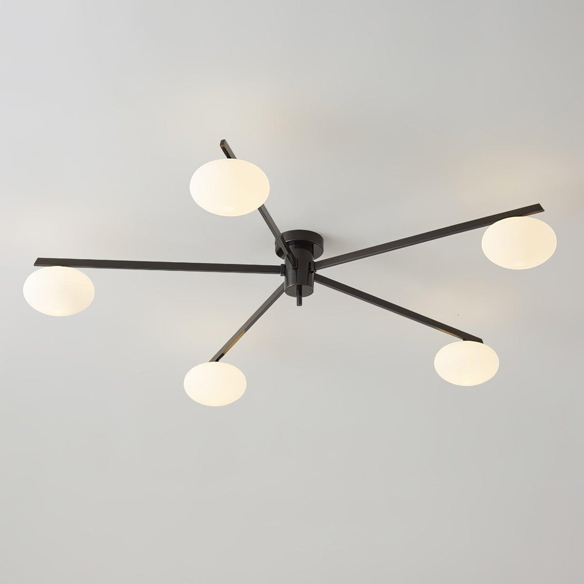 Lámpara de techo de brazos Estrela – negra con 5 luces