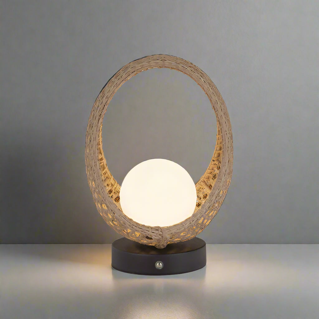 Lámpara de mesa recargable de ratán Cestela con luz cálida – imagen 4