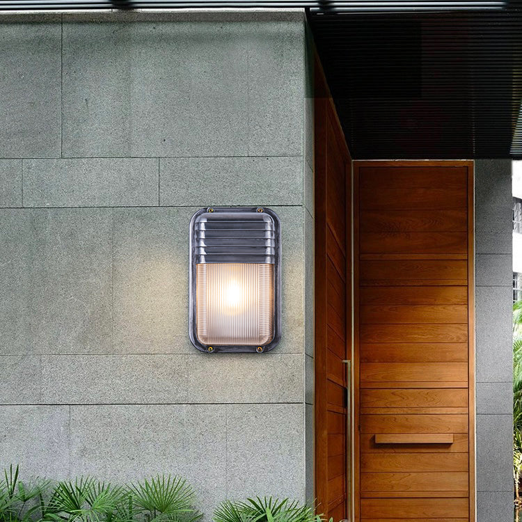 Aplique de pared exterior Marinel en la fachada de una casa – imagen 16