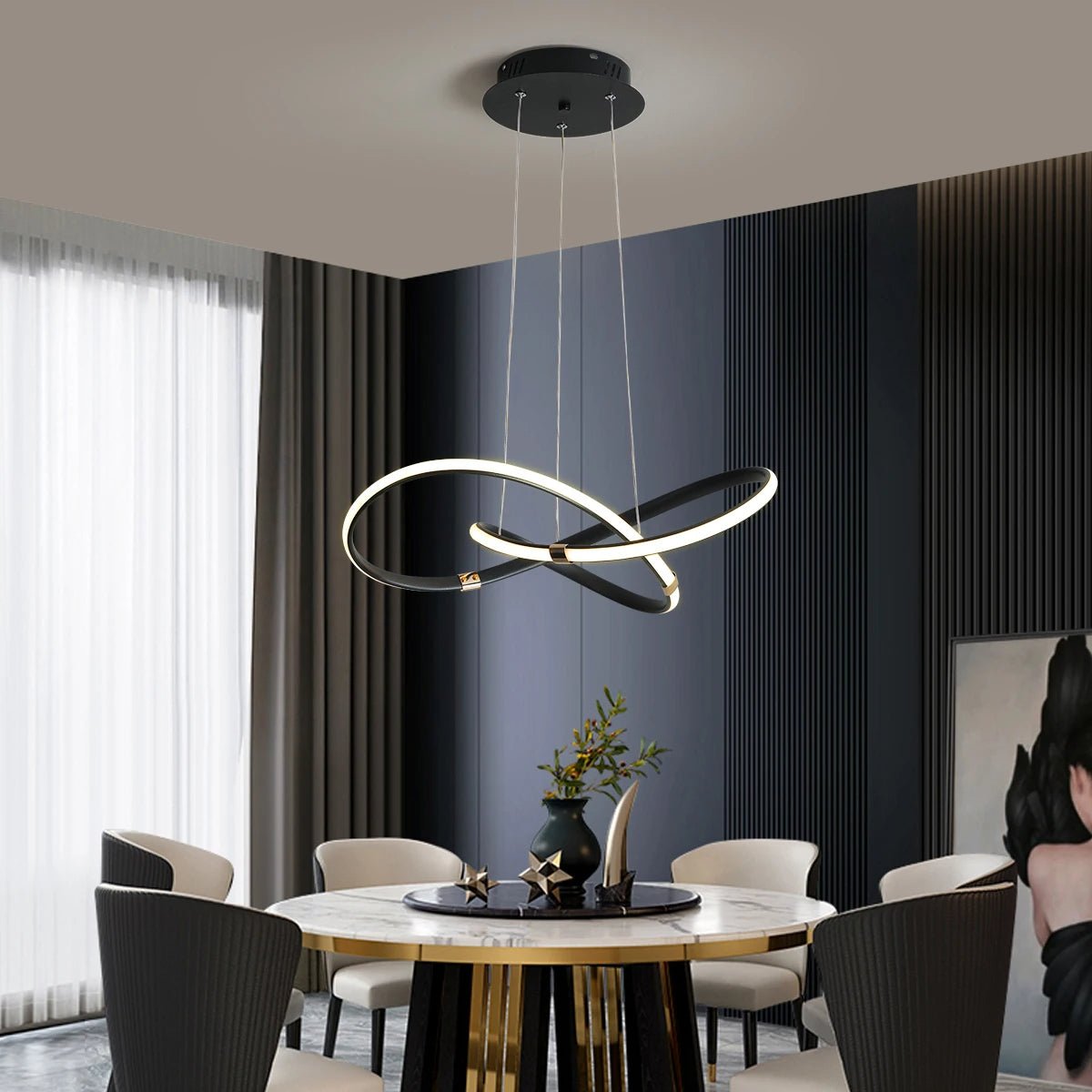 Lámpara Colgante Moderna Luxe en Negro y Dorado – Ideal para Techo, Espacios Pequeños y Decoración Elegante 0