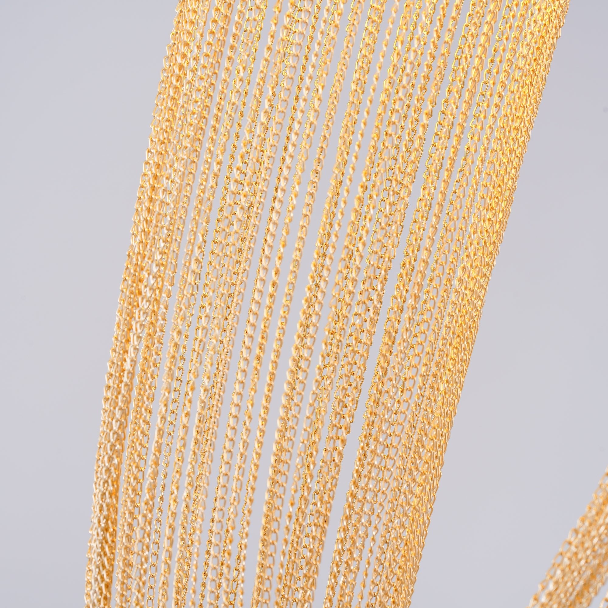 Lámpara Colgante Moderna de Diseño Elegante con LED Integrado y Cadenas de Cobre – 48cm x 70cm, Ideal para Techo 8