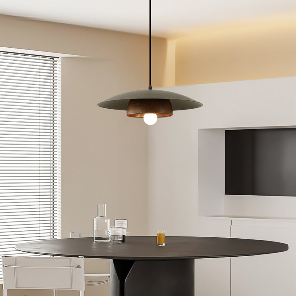 Lámpara Colgante de Metal en Diseño Moderno con Cúpula – Elegante y Duradera 3