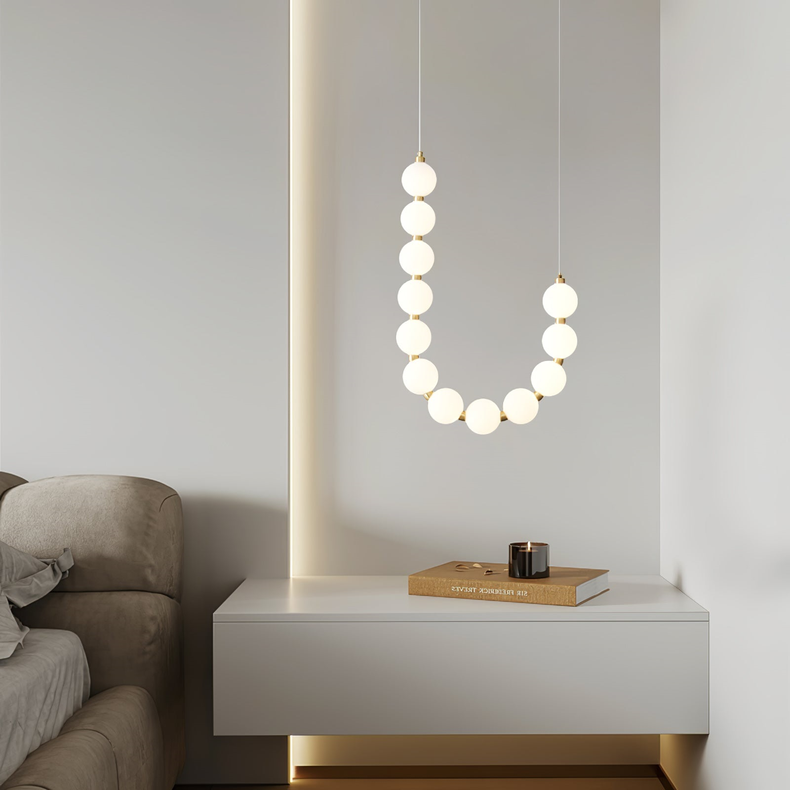 Lámpara Colgante de Perlas con Diseño Escultural en Bronce – Ideal para Comedores y Salas de Estar 6