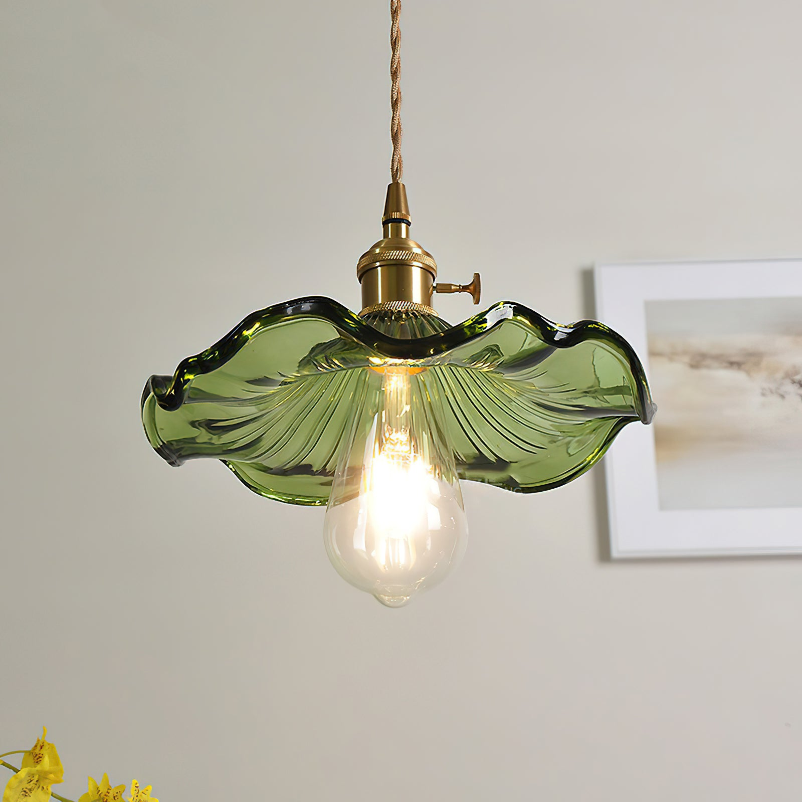 Lámpara Colgante de Vidrio en Forma de Flor de Hibisco – Diseño Art Nouveau 6