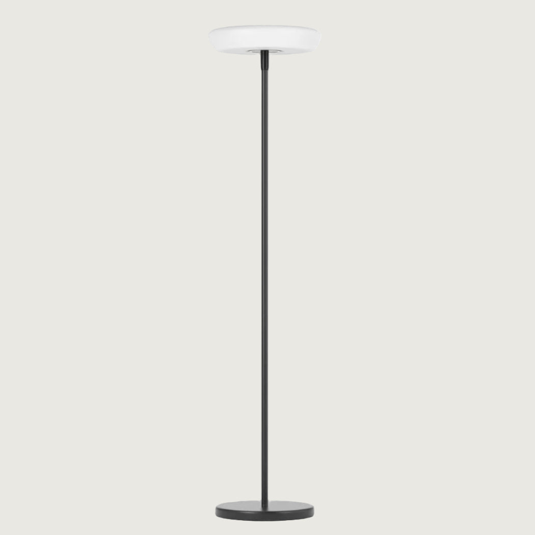 Lámpara Solar Exterior de Metal y Acrílico – Iluminación Eficiente para Jardín y Patio 0