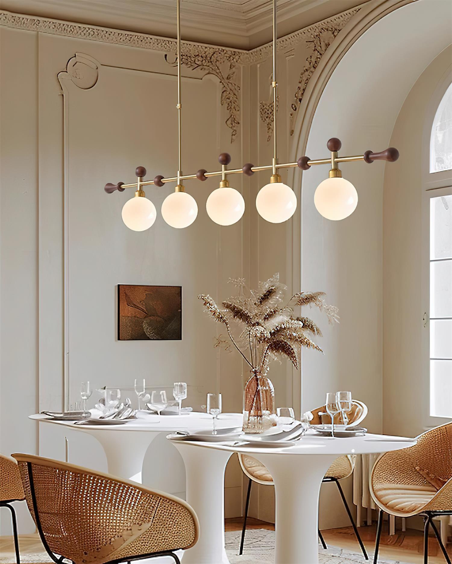 Lámpara de Araña Retro Satilla de 3 y 5 Luces en Dorado y Vidrio Blanco para Comedor o Sala de Estar 4