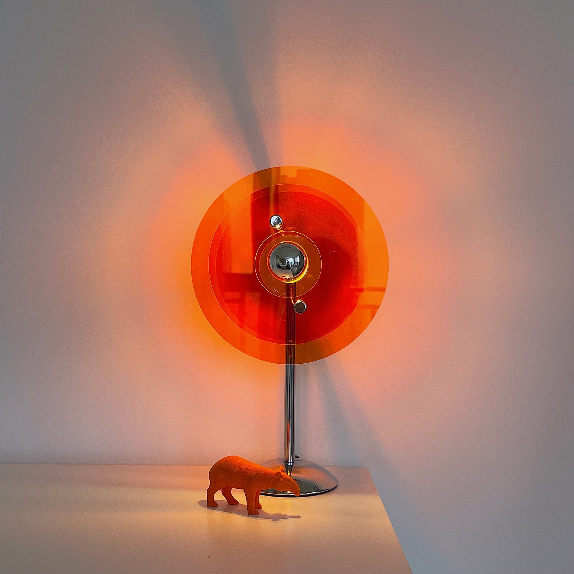 Lámpara de Mesa Geométrica LED con Diseño Elegante – 23cm de Diámetro 8