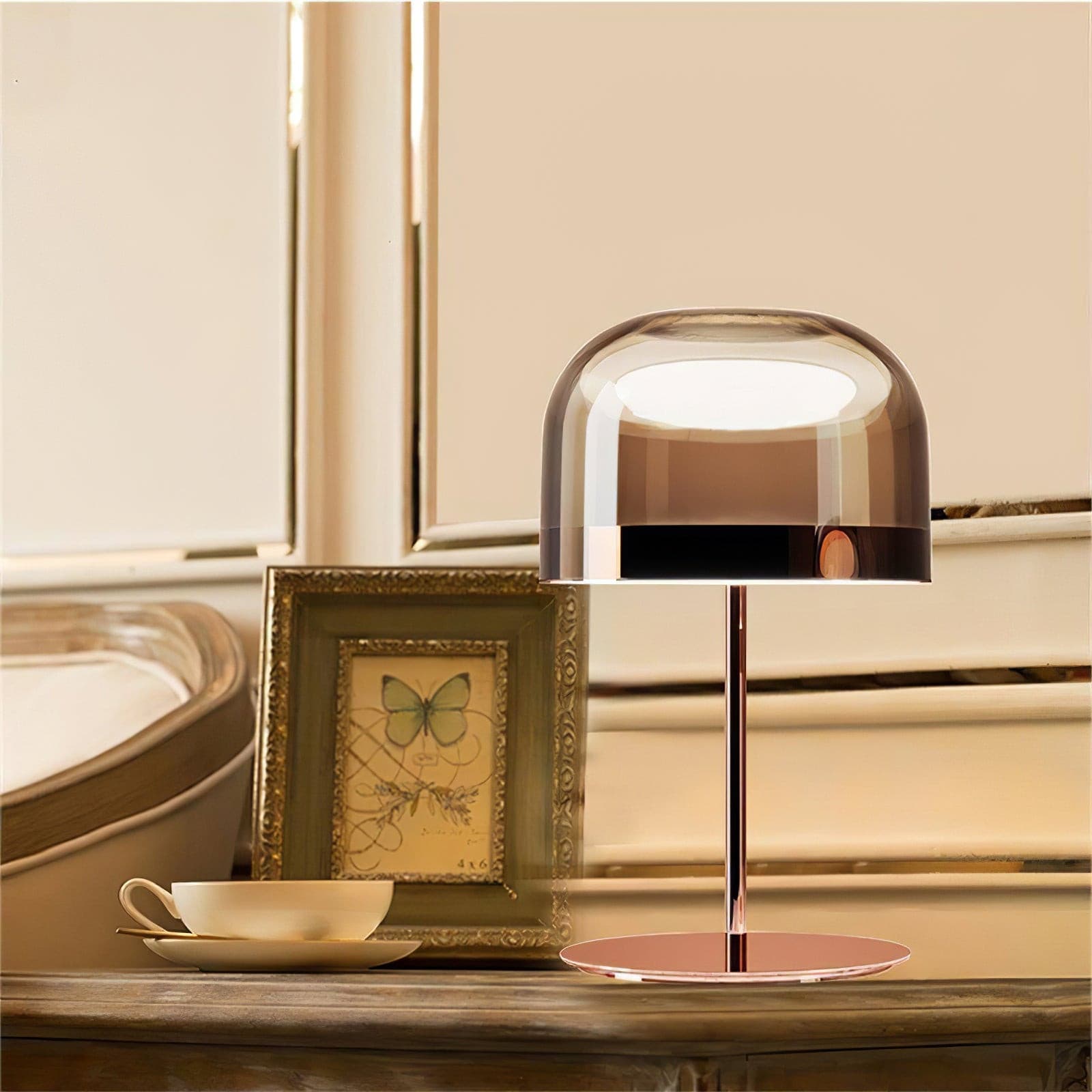 Lámpara de Mesa LED Moderna de Metal y Vidrio con Luz Cálida – Opciones de Acabado en Negro y Oro Rosa 8