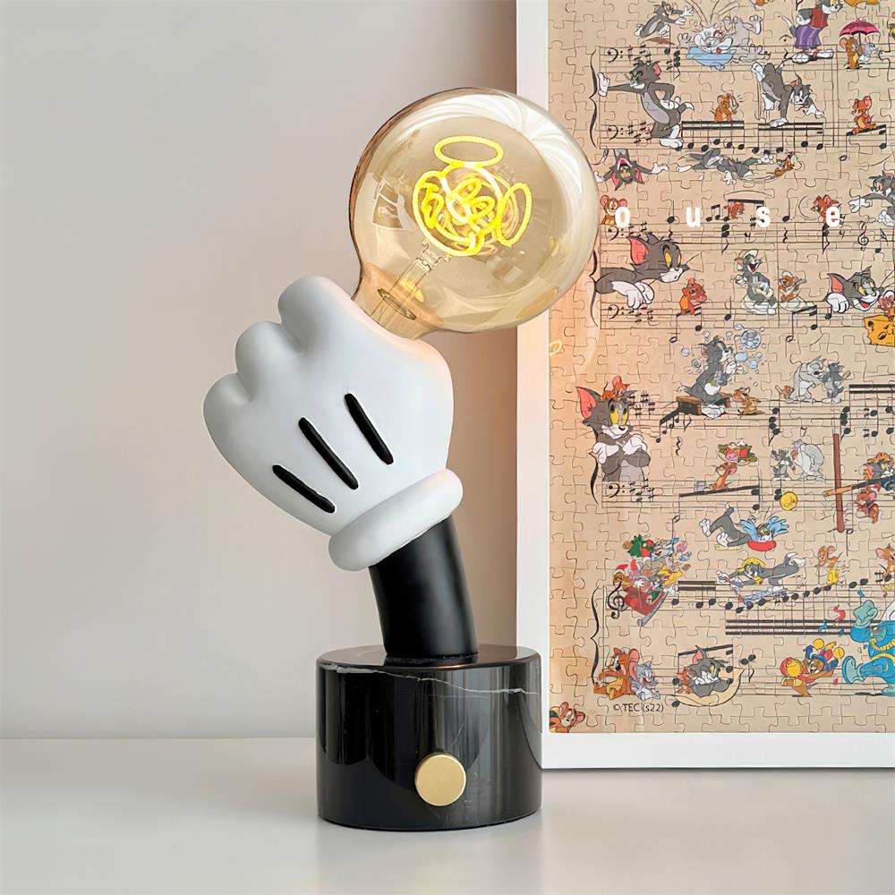 Lámpara de Mesa Mickey con Diseño Único y Estilo Moderno – Ideal para Decoración de Hogar 10
