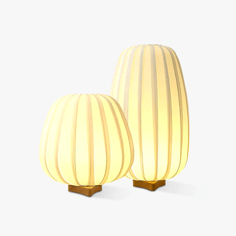 Zoril - Lámpara de Mesa Minimalista de Tela con Base de Madera – Diseño Moderno para Iluminar Tu Hogar