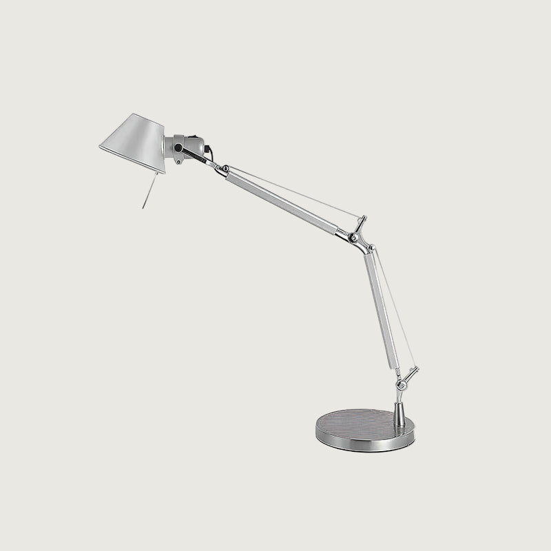 Lámpara de Mesa Moderna con Brazo Ajustable y Acabado Metálico para Oficina y Estudio 0