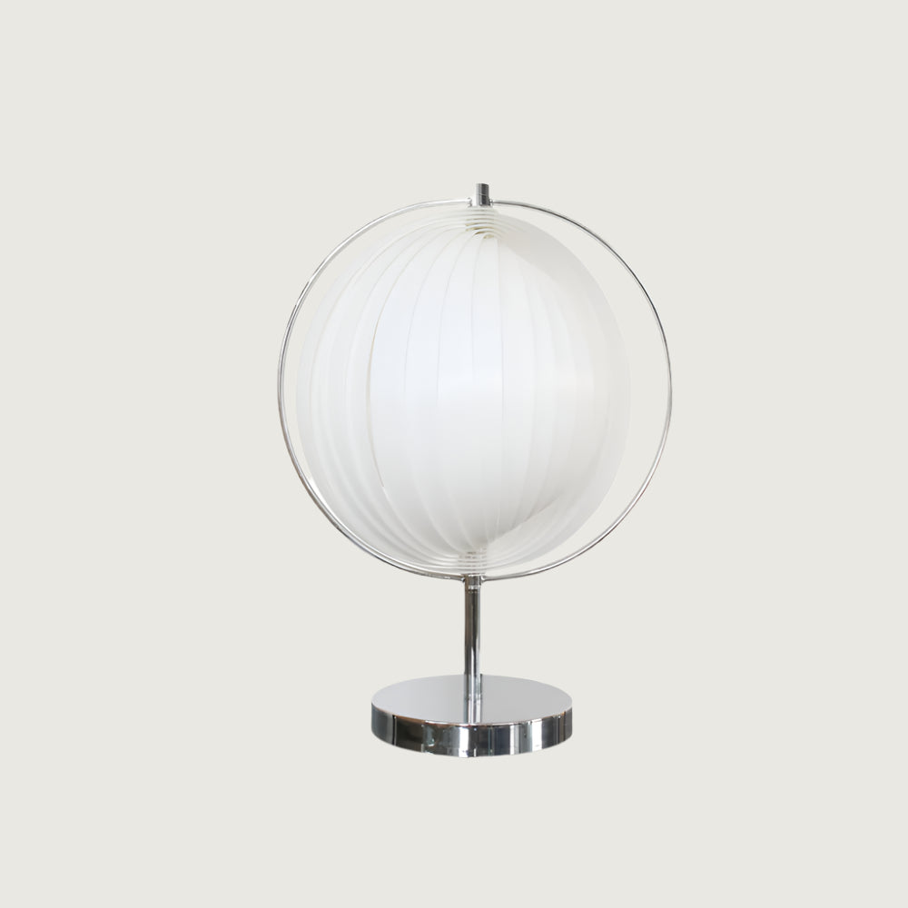 Lámpara de Mesa Moderna con Diseño Vintage y Base E26/E27 – Acabado en Cromo y Pantalla Blanca 0