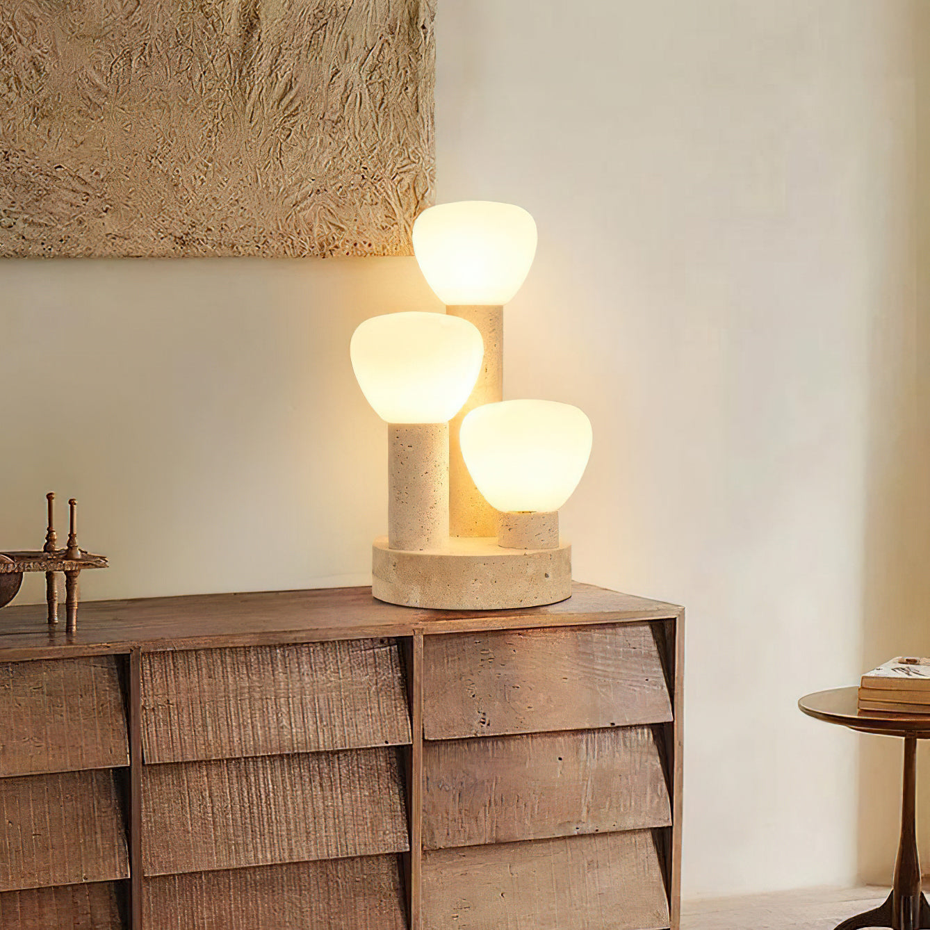Lámpara de Mesa Moderna con Pantalla de Vidrio y Base de Travertino, 25 cm Diámetro, Beige y Blanco - Ideal para Mesitas de Noche 2