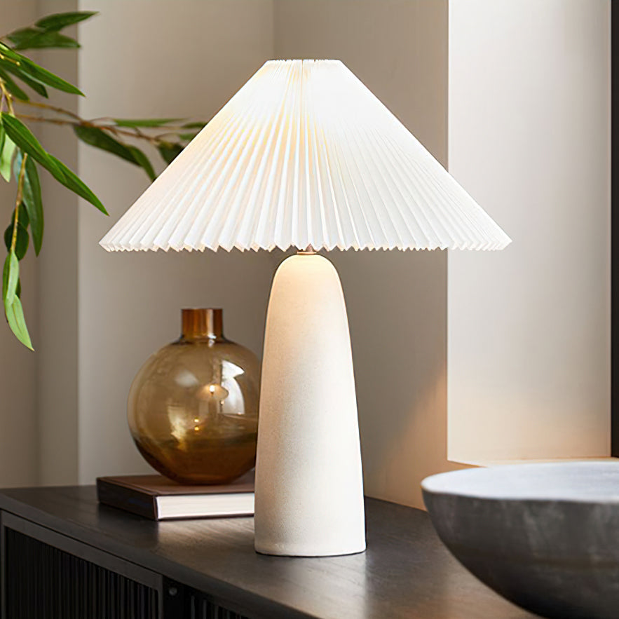 Lámpara de Mesa Moderna de Cerámica Beige y Verde con Pantalla Plisada para Escritorio y Mesita de Noche 4