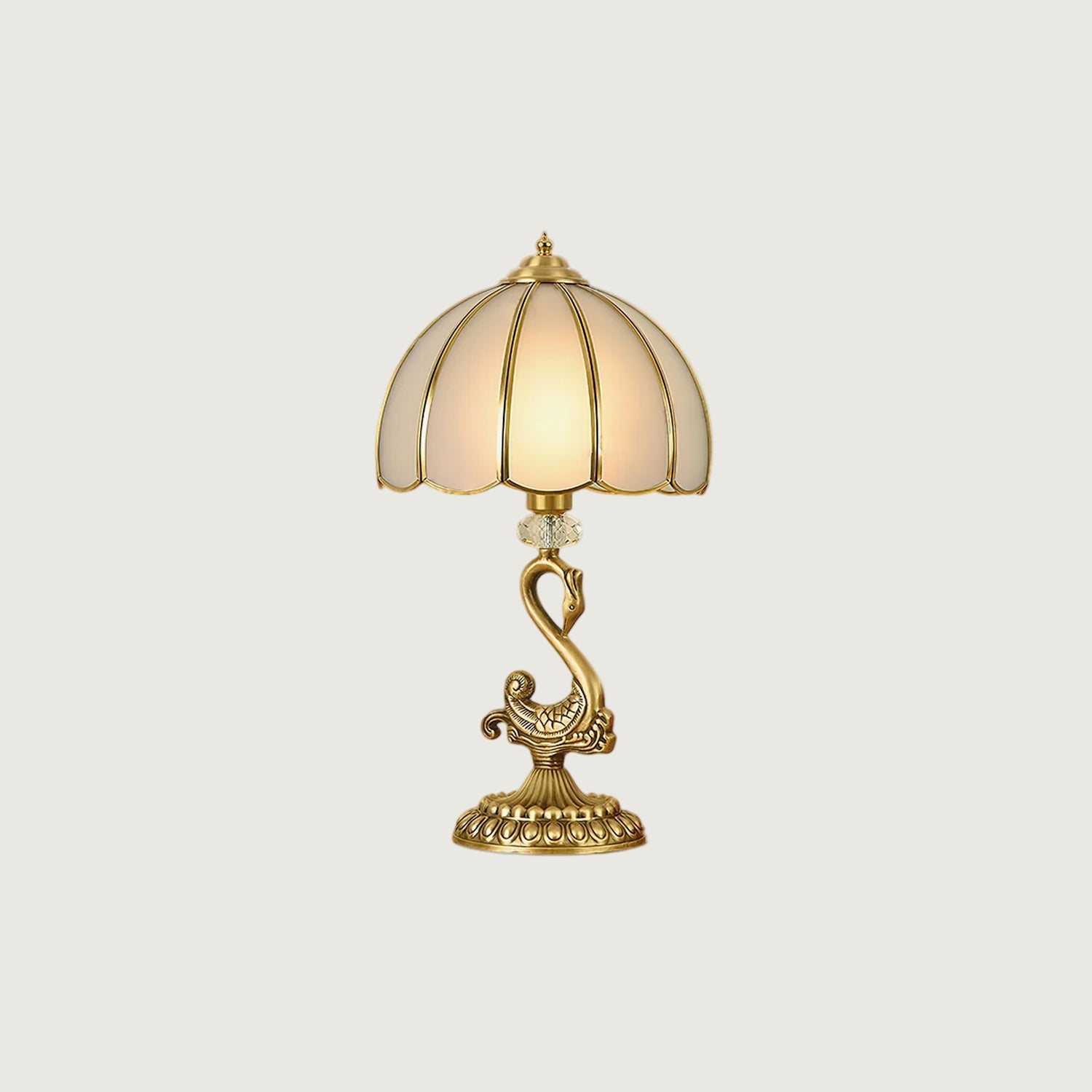 Lámpara de Mesa de Bronce en Forma de Cisne con Pantalla de Vidrio Esmerilado – Estilo Medieval y Diseño Elegante 1