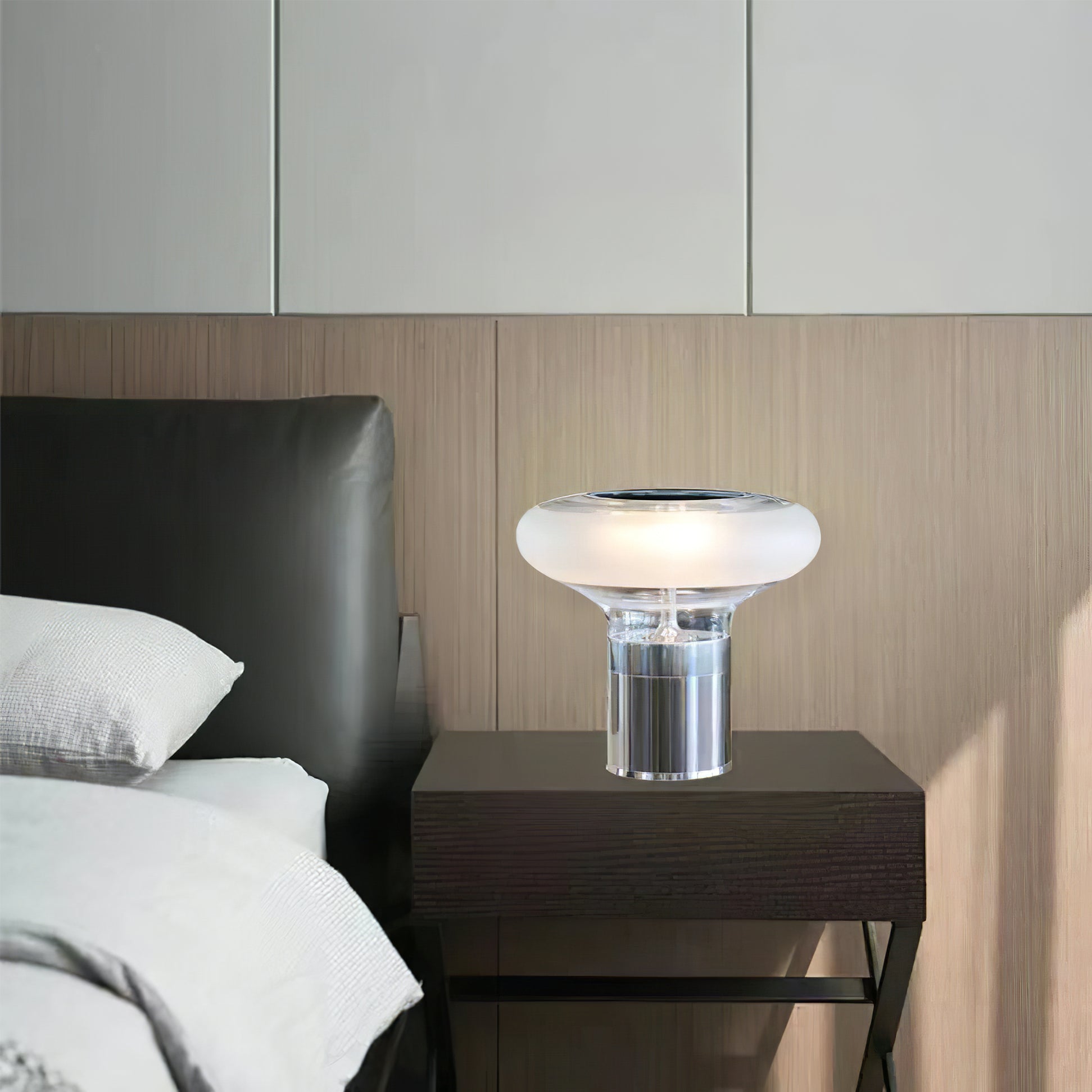 Lámpara de Mesa de Vidrio Soplado con Base Brillante y Tecnología LED – Tamaños 32cm y 45cm 5