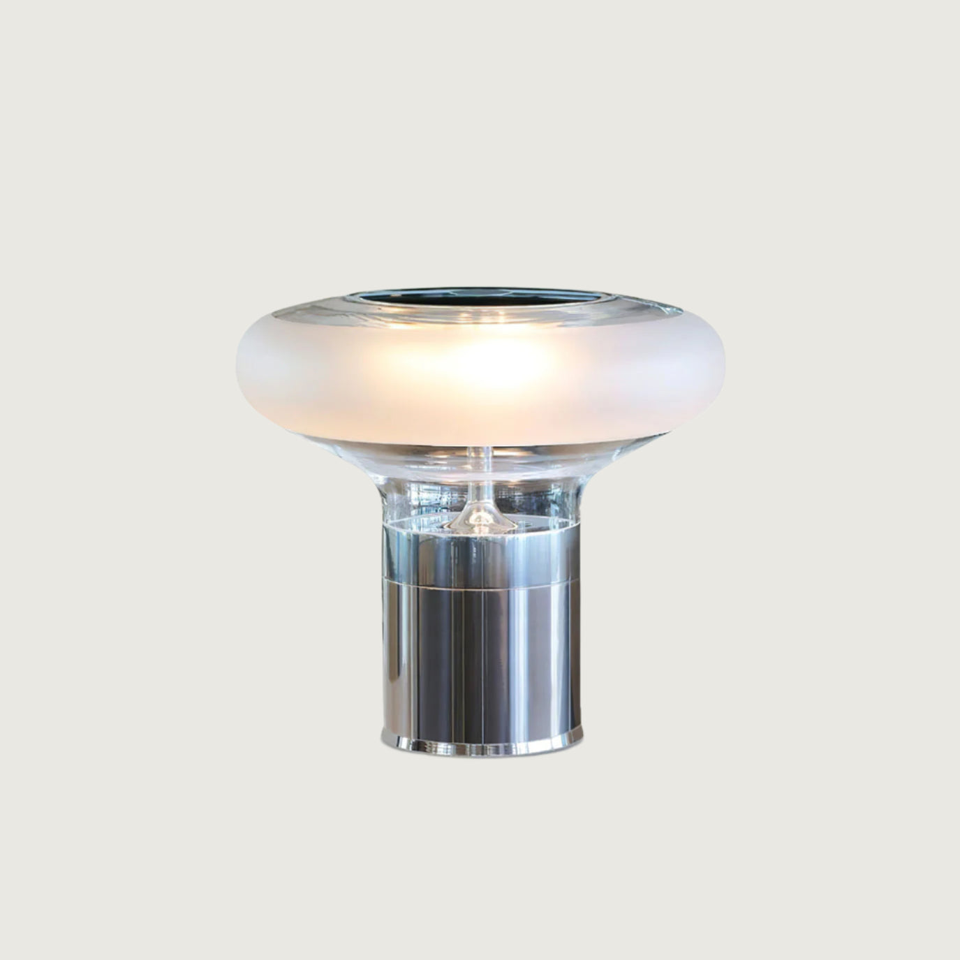 Lámpara de Mesa de Vidrio Soplado con Base Brillante y Tecnología LED – Tamaños 32cm y 45cm 9