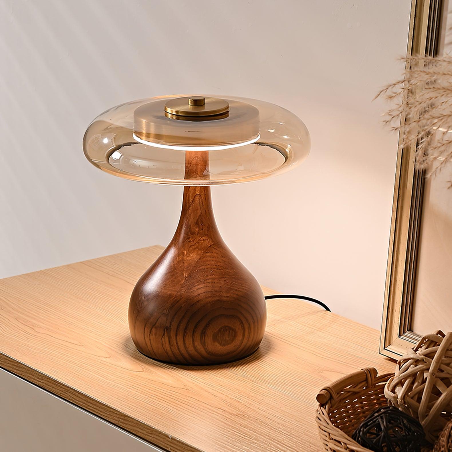 Lámpara de Mesa de Vidrio con Base de Madera y Acabado en Latón – Diseño Moderno para Mesita de Noche y Escritorio 4