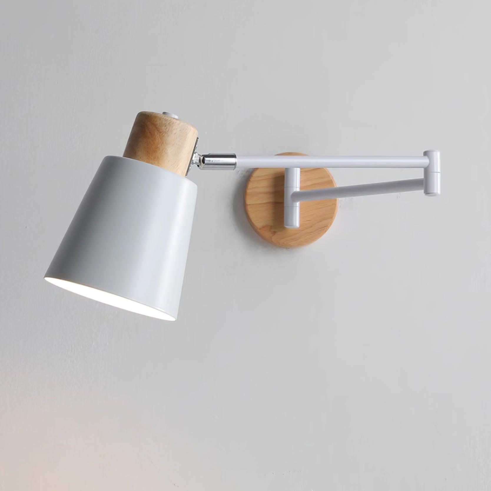 Lámpara de Pared Ajustable Collin de Madera y Metal – Diseño Moderno y Versátil 0