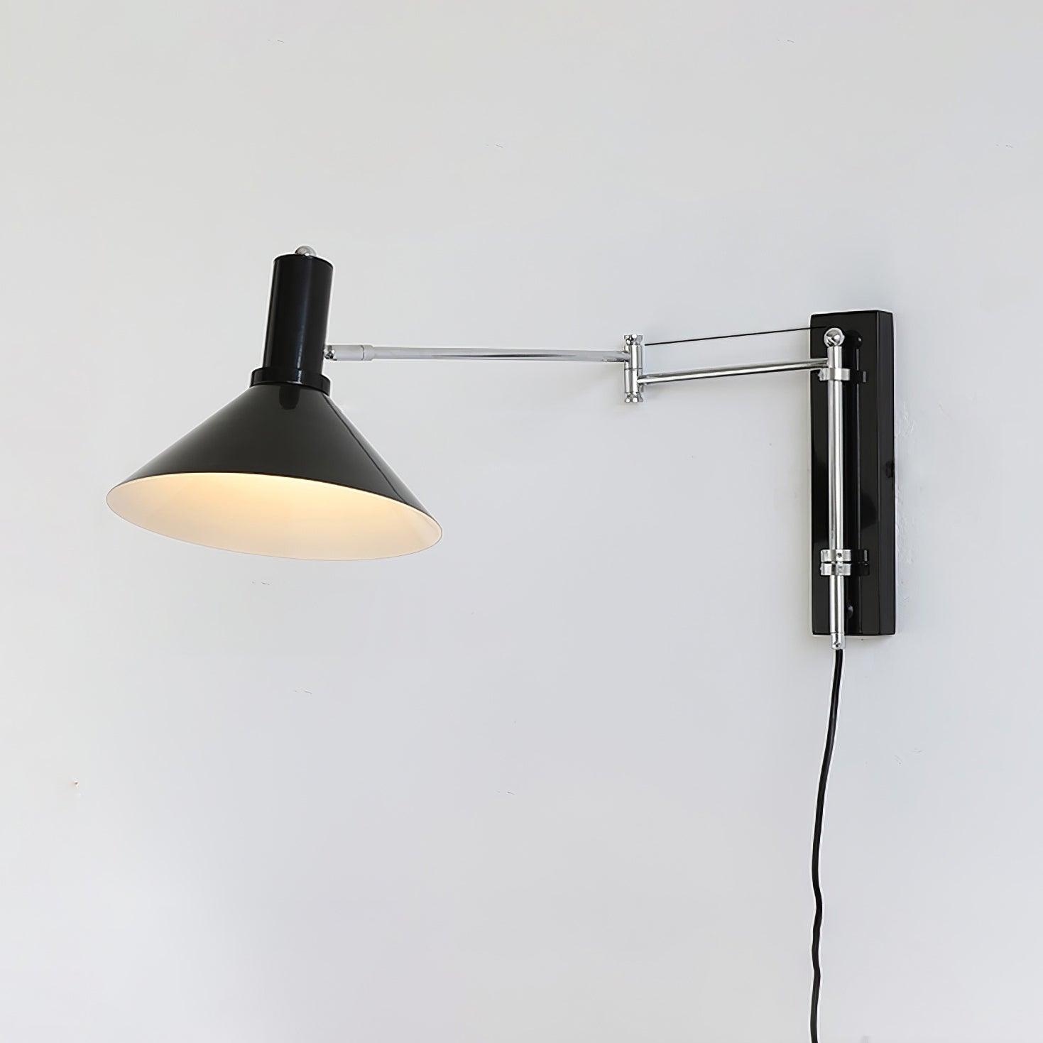 Lámpara de Pared Ajustable Peak 360° en Blanco, Negro y Rojo - Aplique de Pared Ideal para Baños y Ambientes Húmedos 7