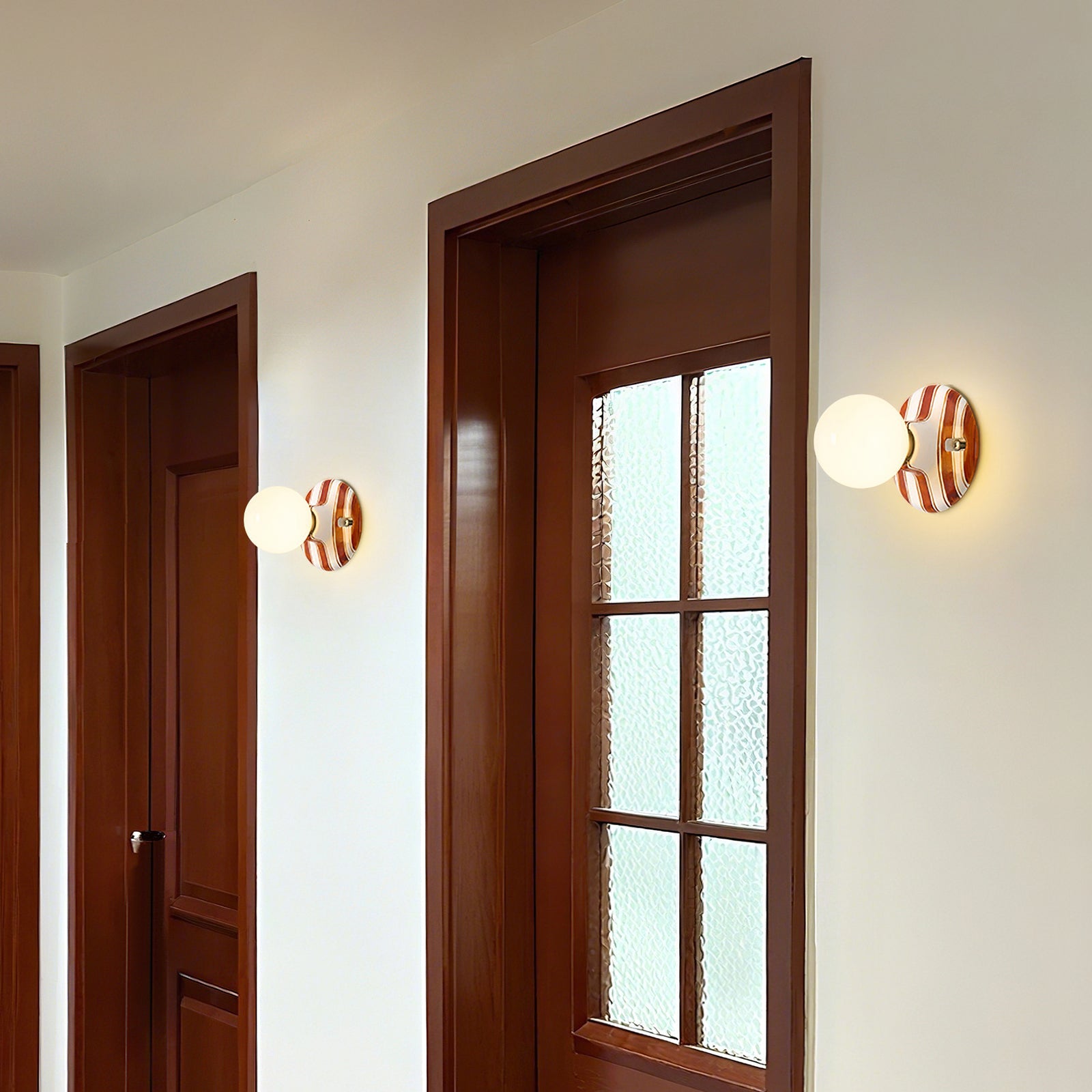 Lámpara de Pared Cerámica con Diseño Redondeado y Acabado a Mano – Estilo Retro 3