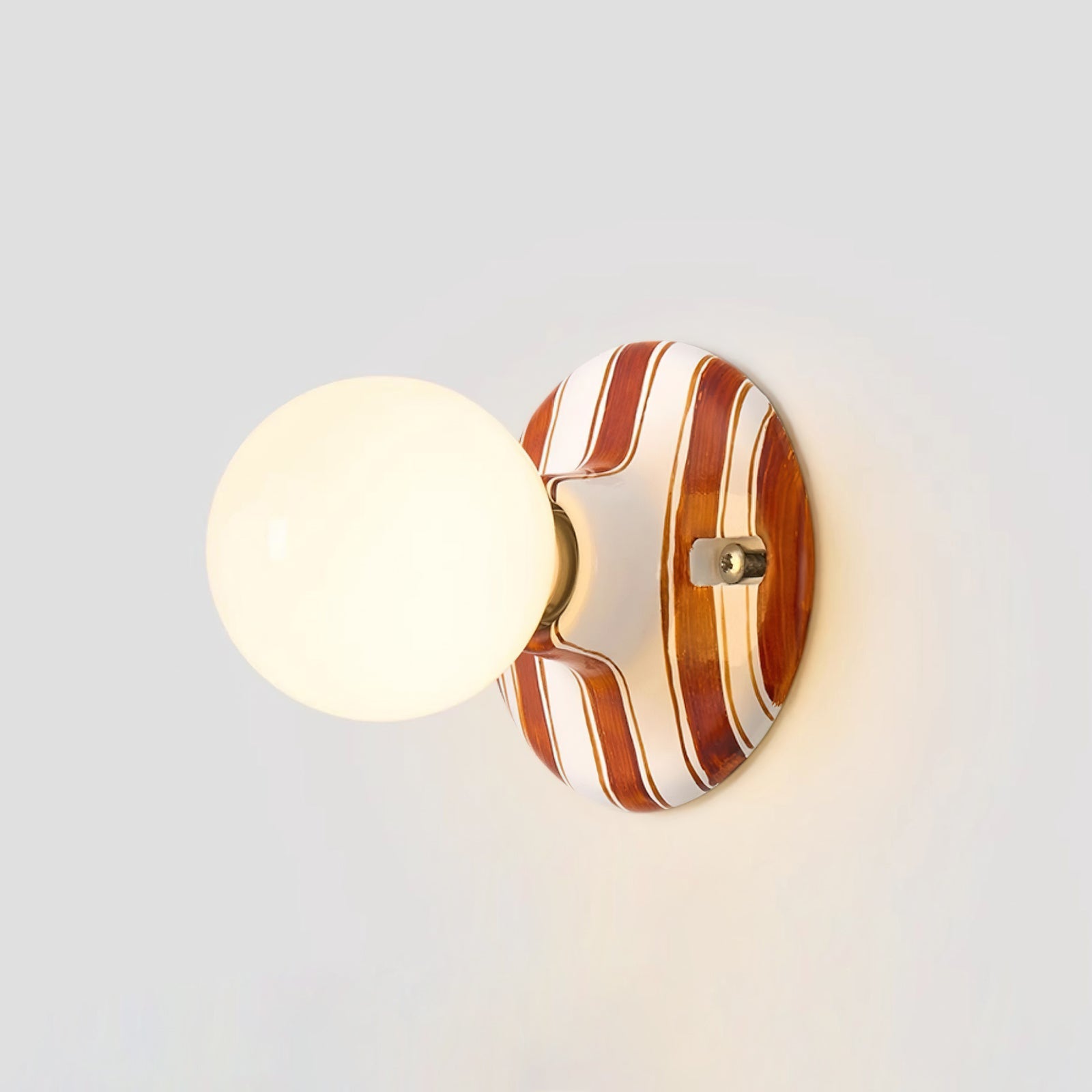 Lámpara de Pared Cerámica con Diseño Redondeado y Acabado a Mano – Estilo Retro 4