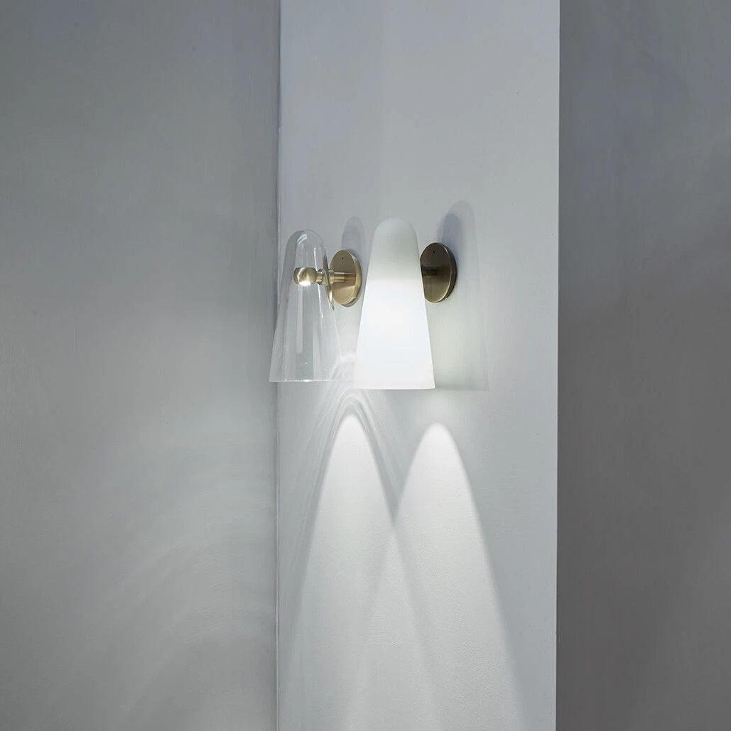 Lámpara de Pared Conical de Vidrio con LED Integrado – Elegante y Moderna 6