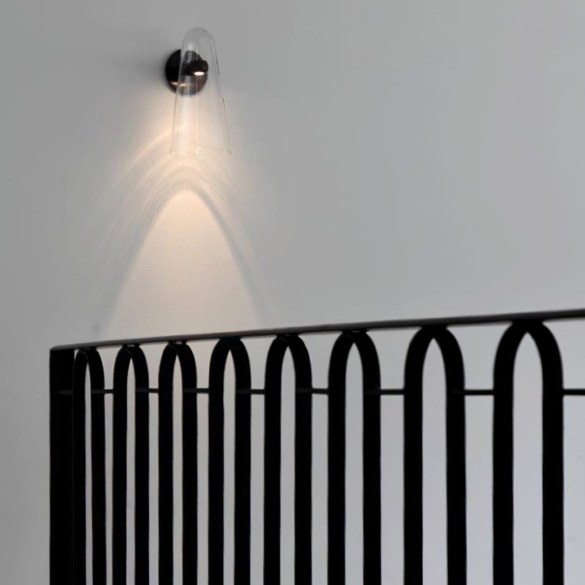 Lámpara de Pared Conical de Vidrio con LED Integrado – Elegante y Moderna 7