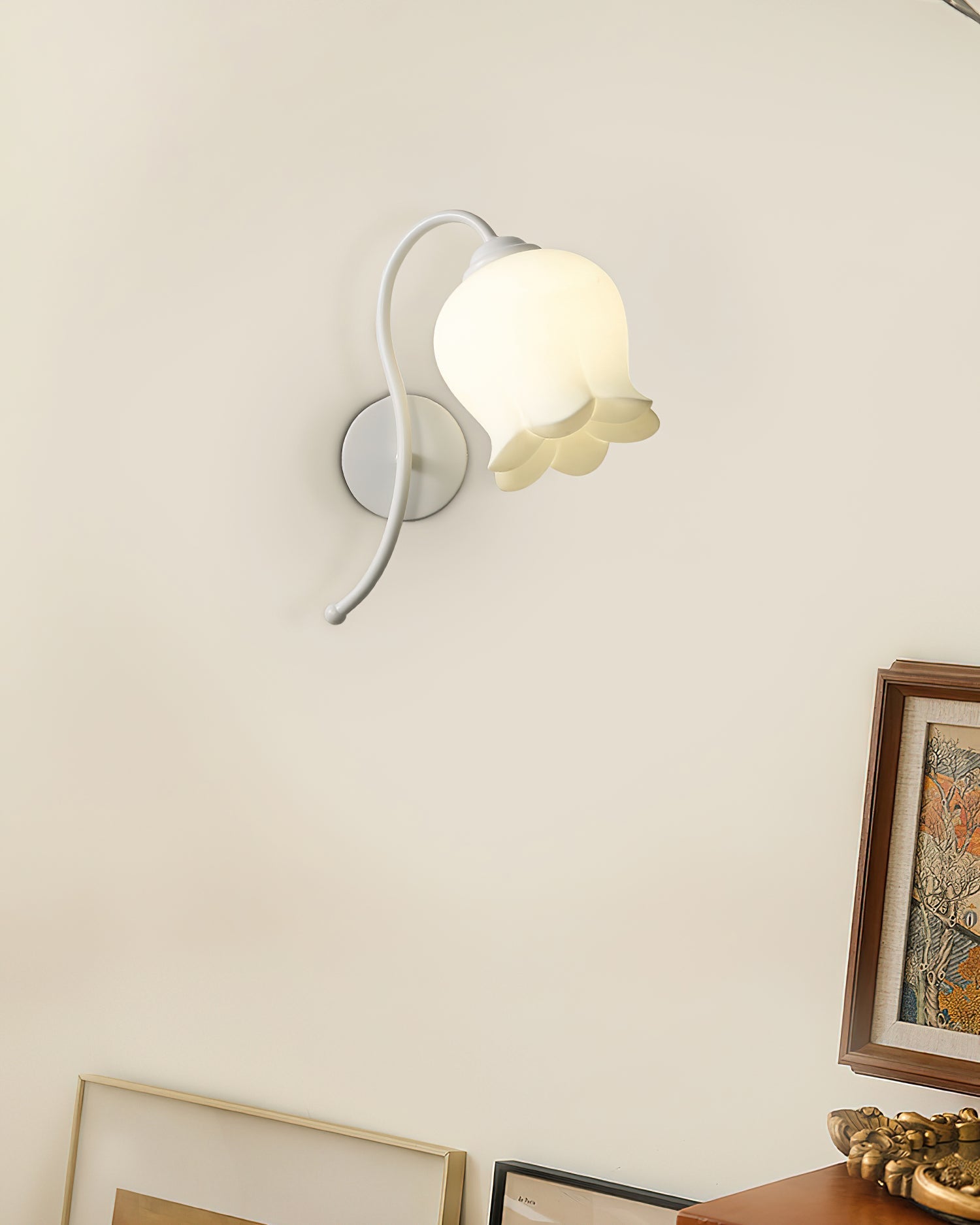 Lámpara de Pared Estilo Francesa con Pantalla Floral - Diseño Elegante y Artístico 5