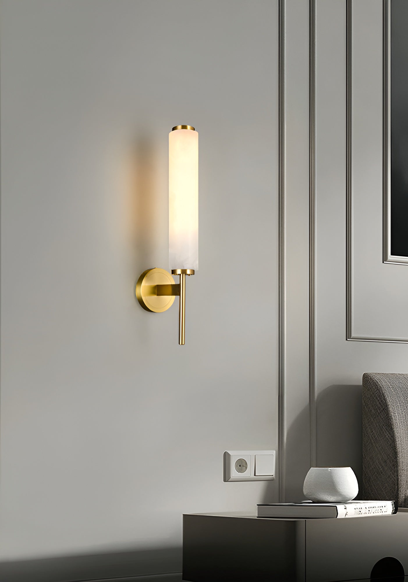 Lámpara de Pared Estilo Vela de Alabastro Brindisi con Acabado en Latón 5