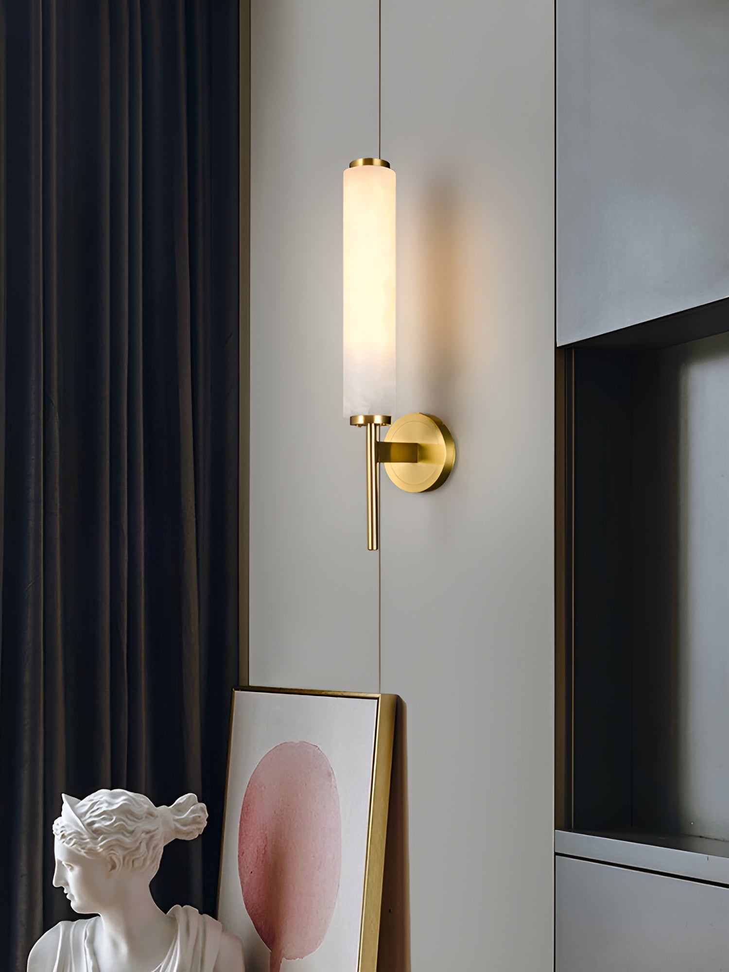 Lámpara de Pared Estilo Vela de Alabastro Brindisi con Acabado en Latón 6