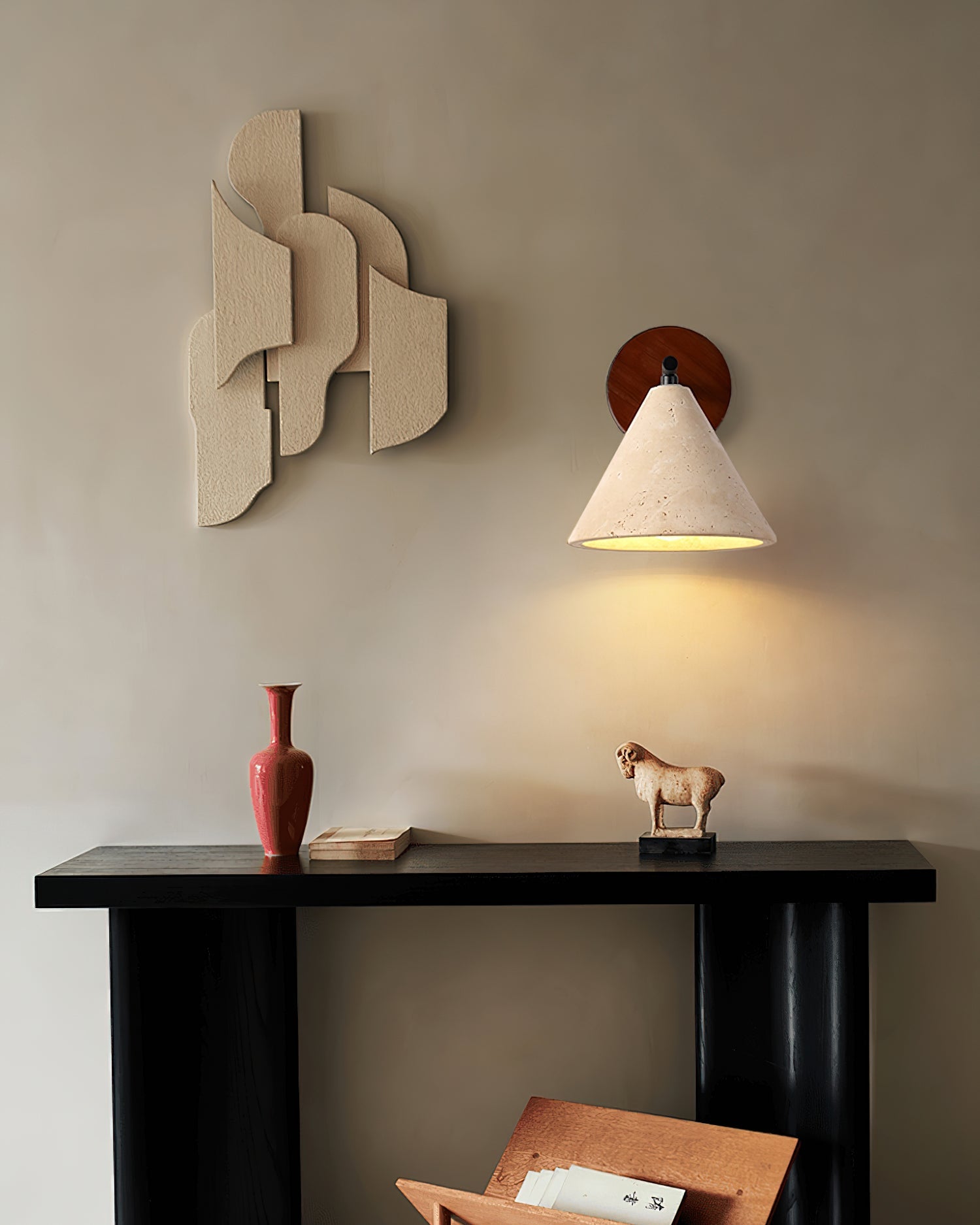 Lámpara de Pared Finley con Pantalla de Travertino y Base de Madera – Diseño Rústico y Moderno 4