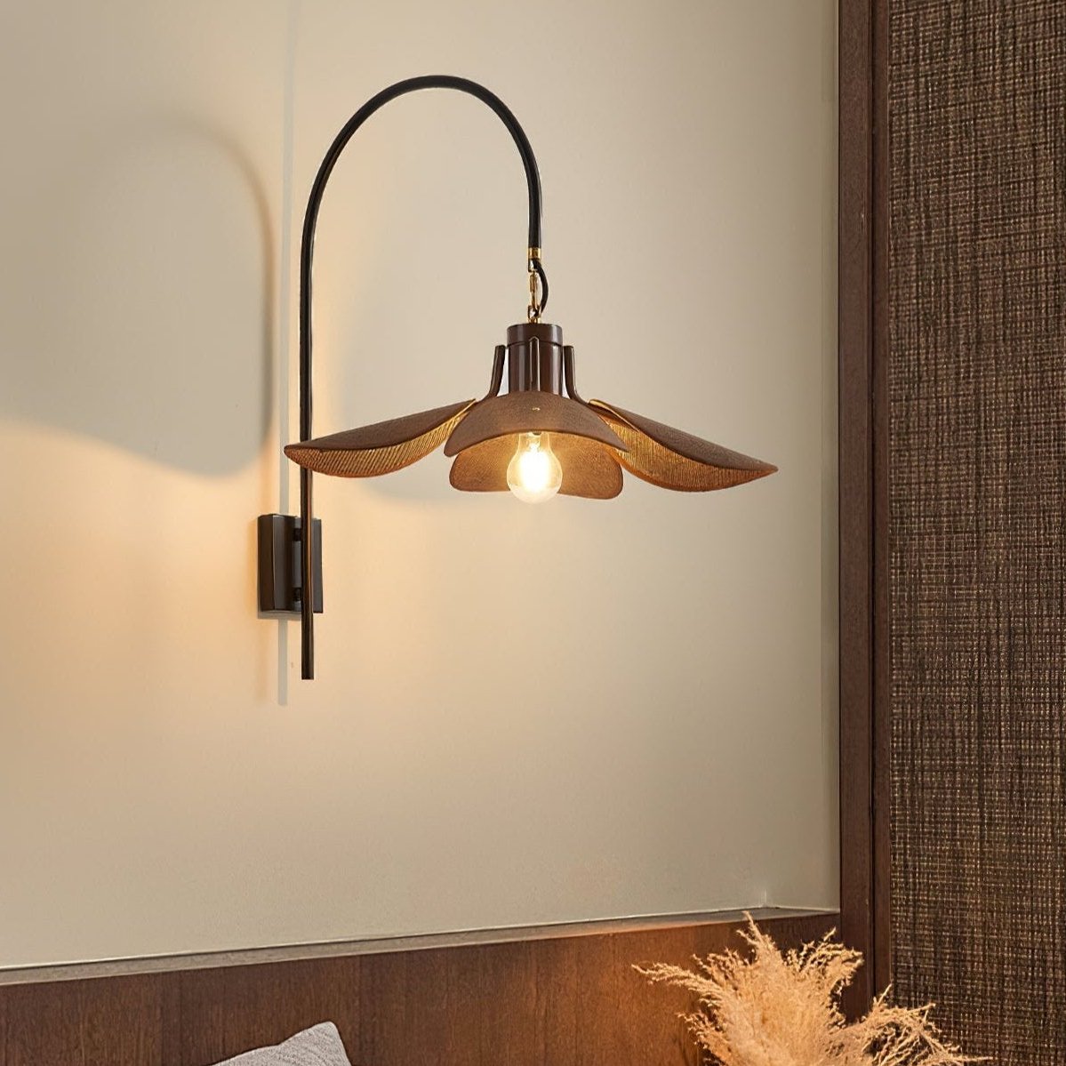 Lámpara de Pared Floral con Diseño de Pétalos – Iluminación Elegante y Cálida para el Hogar 2