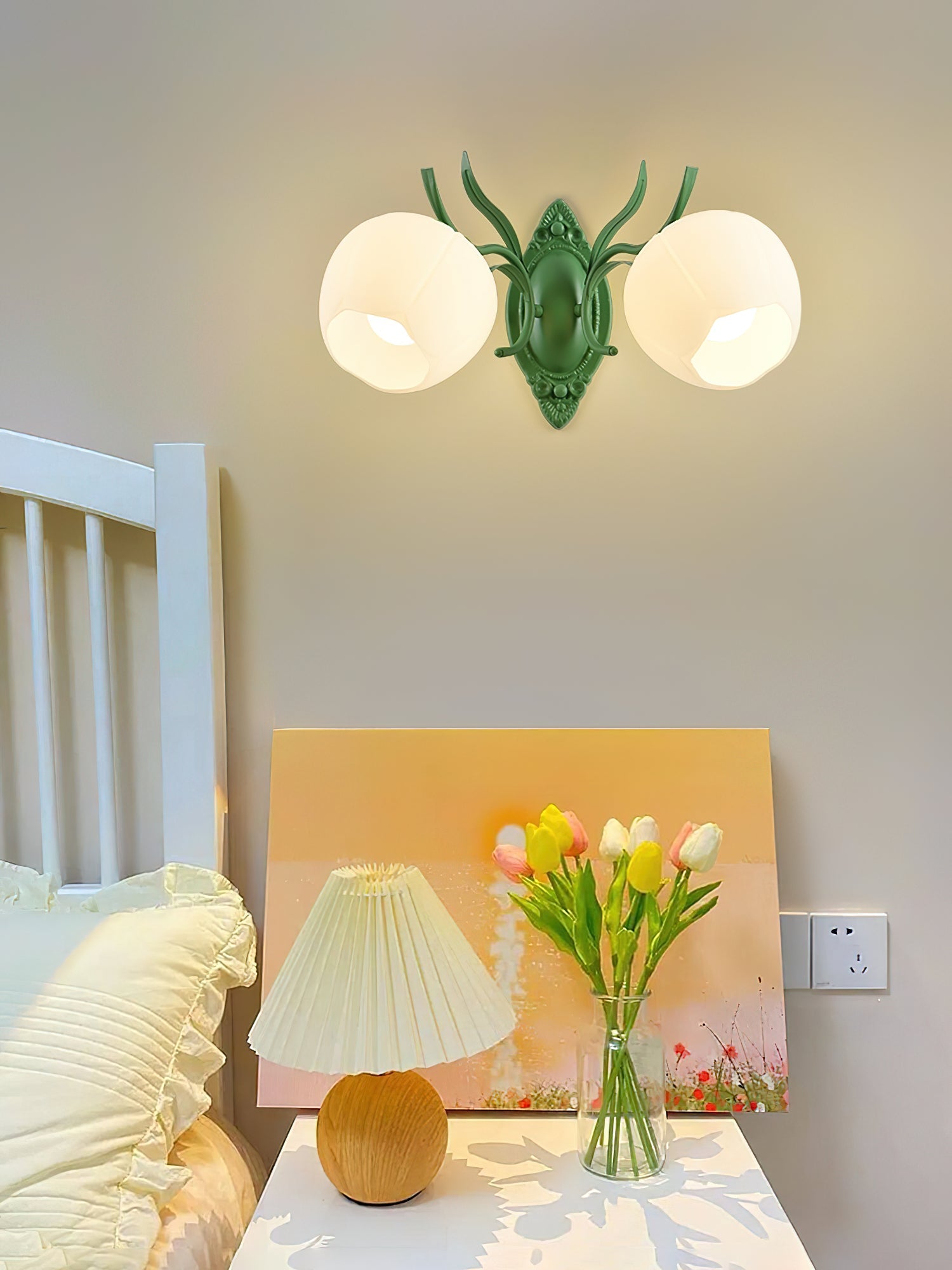 Lámpara de Pared Floral de Vidrio Verde y Blanco con Diseño Elegante y Funcional - Aplique Pared Moderno para Decoración Interior 5