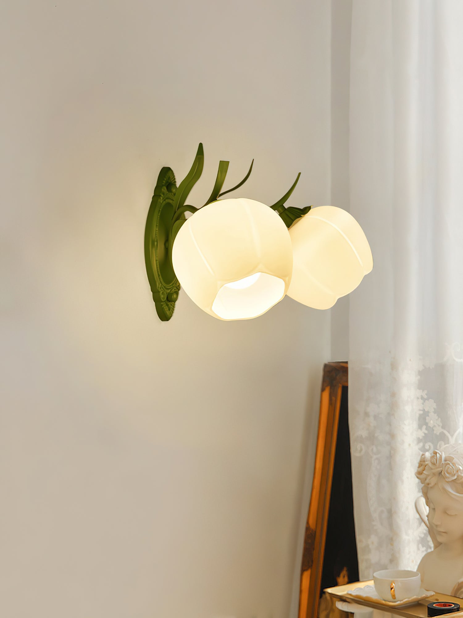 Lámpara de Pared Floral de Vidrio Verde y Blanco con Diseño Elegante y Funcional - Aplique Pared Moderno para Decoración Interior 6