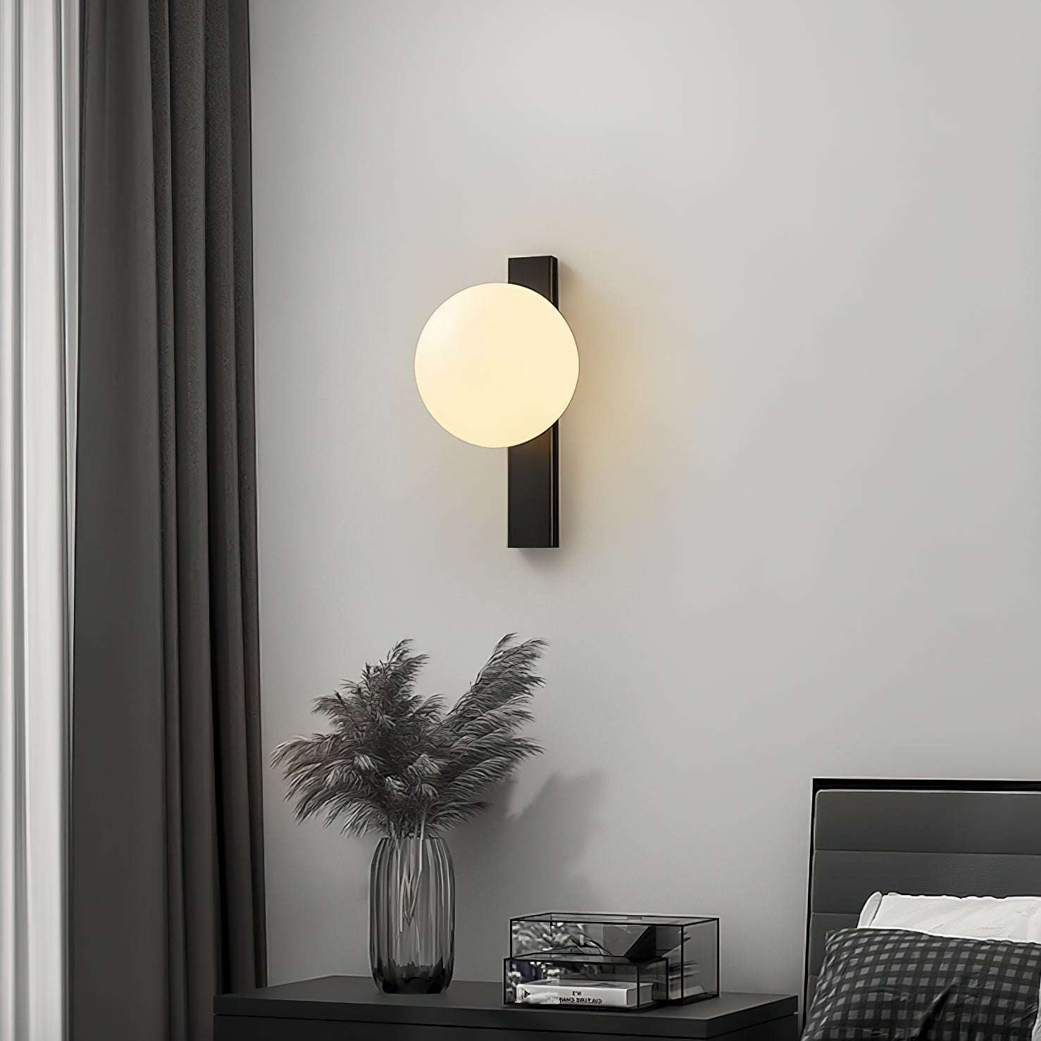 Lámpara de Pared LED Moderna Circ 3720, Difusor Esférico, Acabado Negro, Ideal para Interiores, 15.7 cm Diámetro 3